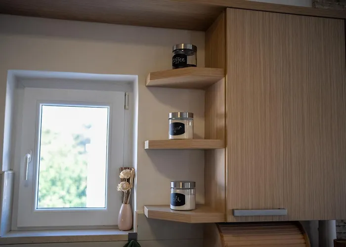 דירה House Saraden *