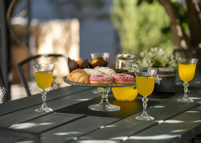 House Saraden זאדאר